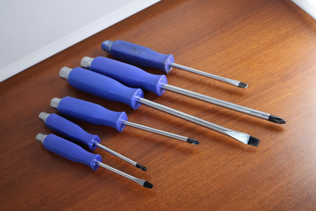 JUEGO DE DESARMADORES