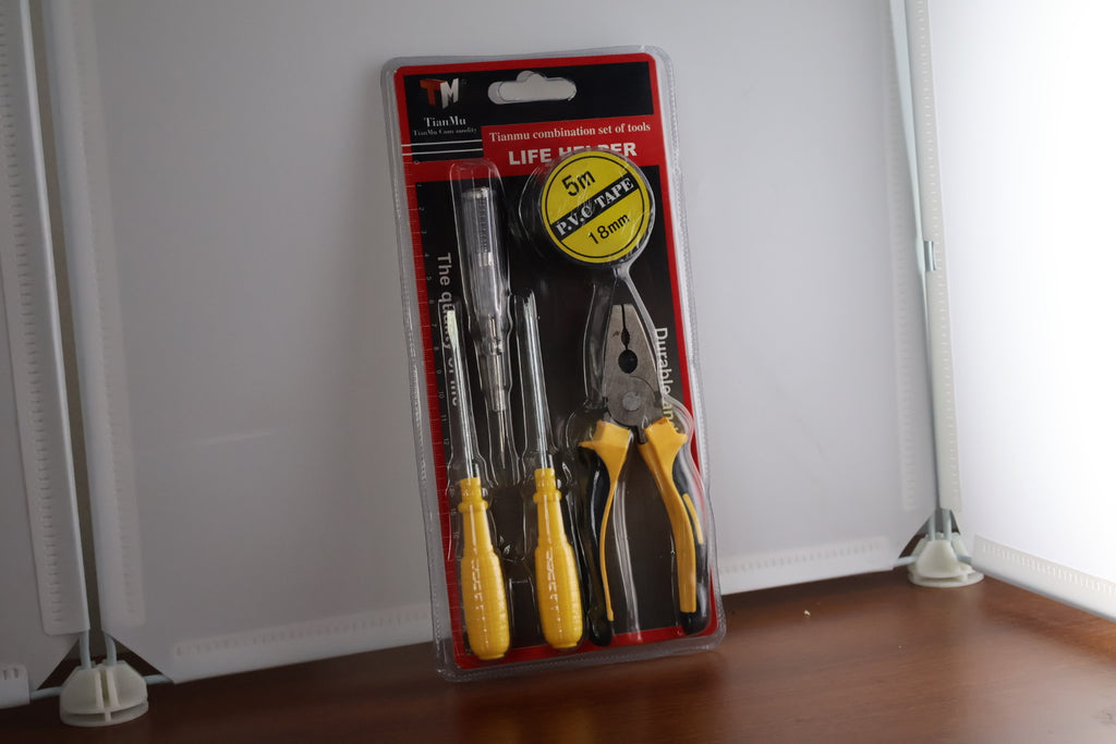 JUEGO DE HERRAMIENTAS