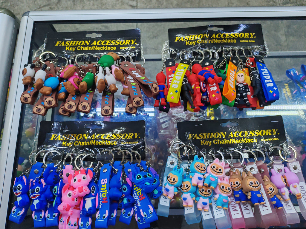 LLAVEROS 12 PIEZAS VARIEDADES DE ESTILOS