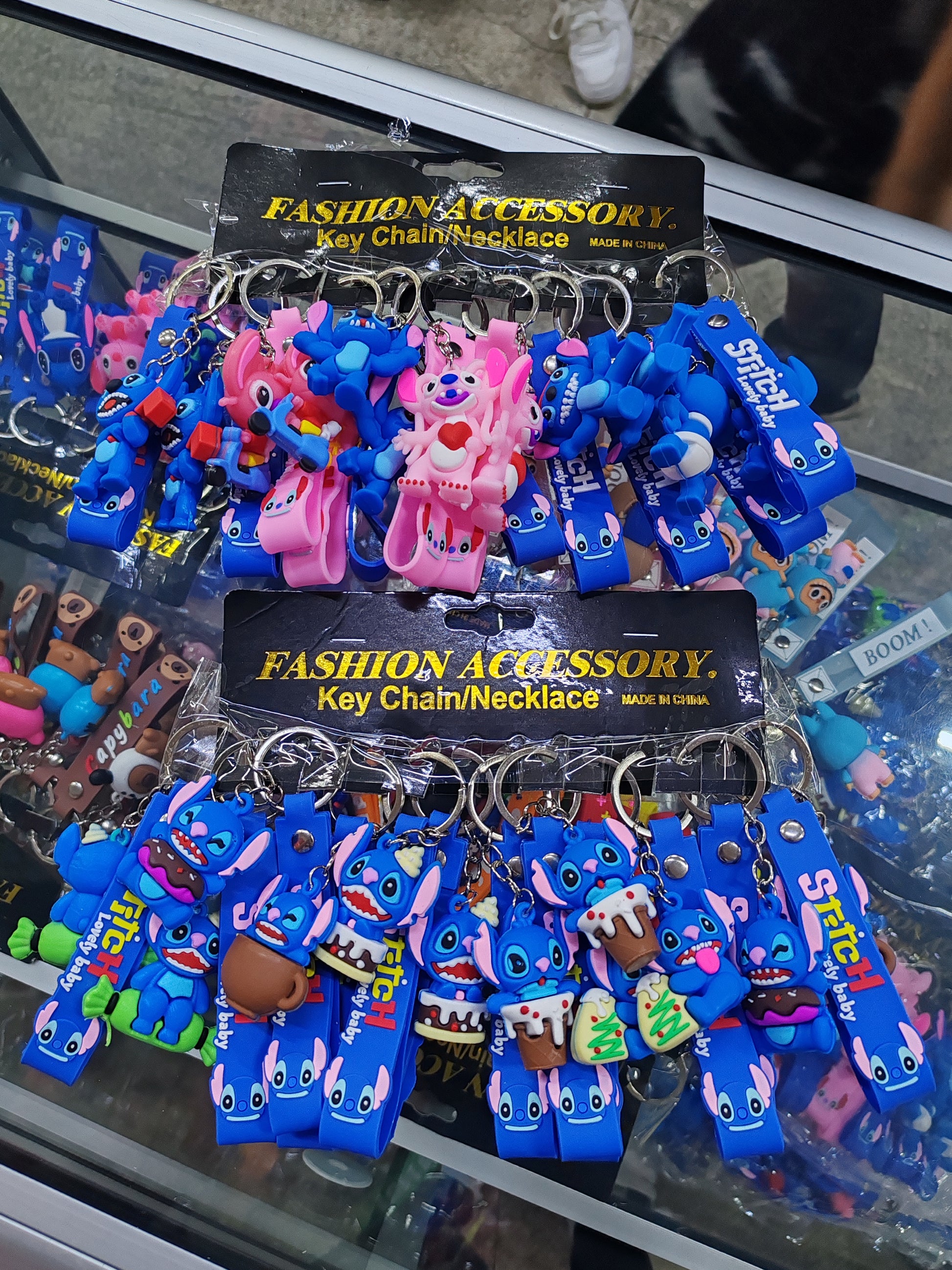 LLAVEROS 12 PIEZAS VARIEDADES DE ESTILOS