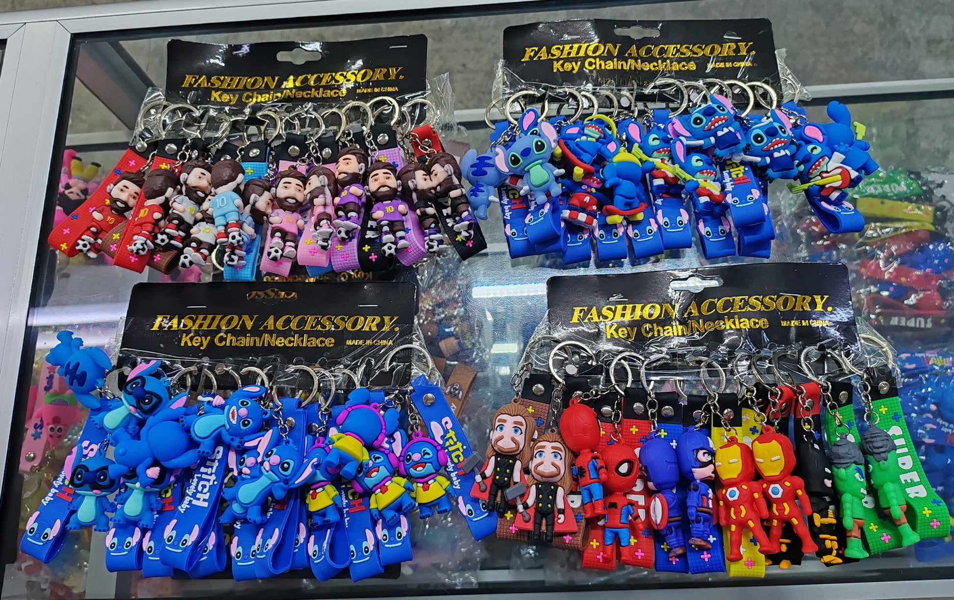 LLAVEROS 12 PIEZAS VARIEDADES DE ESTILOS